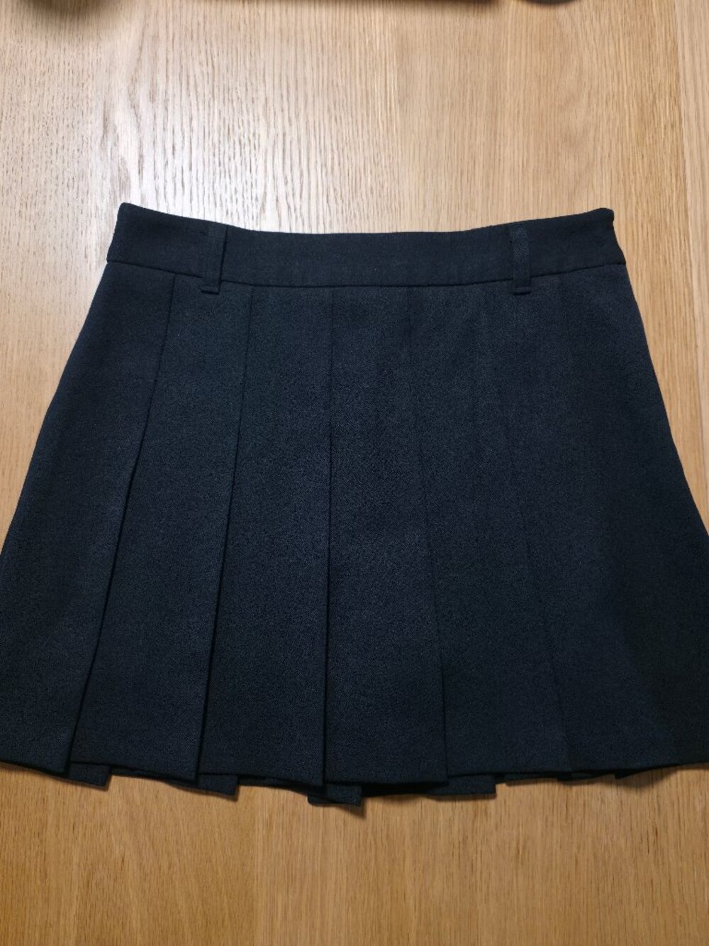 GU Japan Black Pleated Mini Tennis Skort Women's Size Medium (Japan Size)